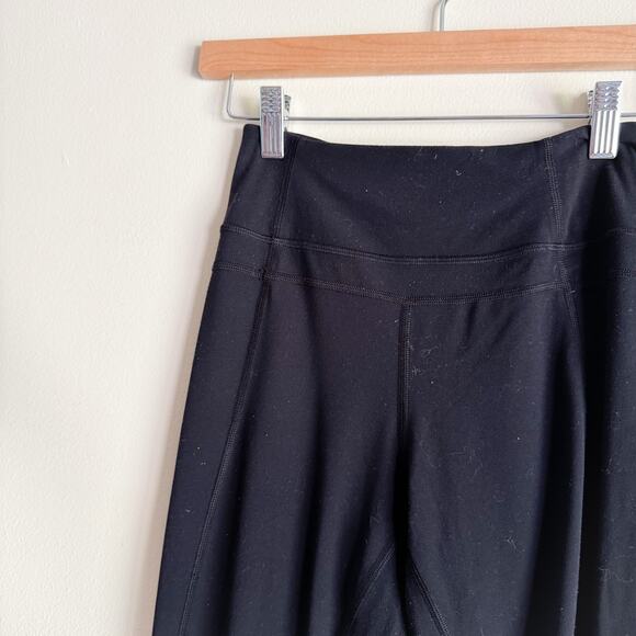 Lululemon Black Nulu Pushing Limit 7/8 Tight Leggings - Size 4 - Picture 3 of 9